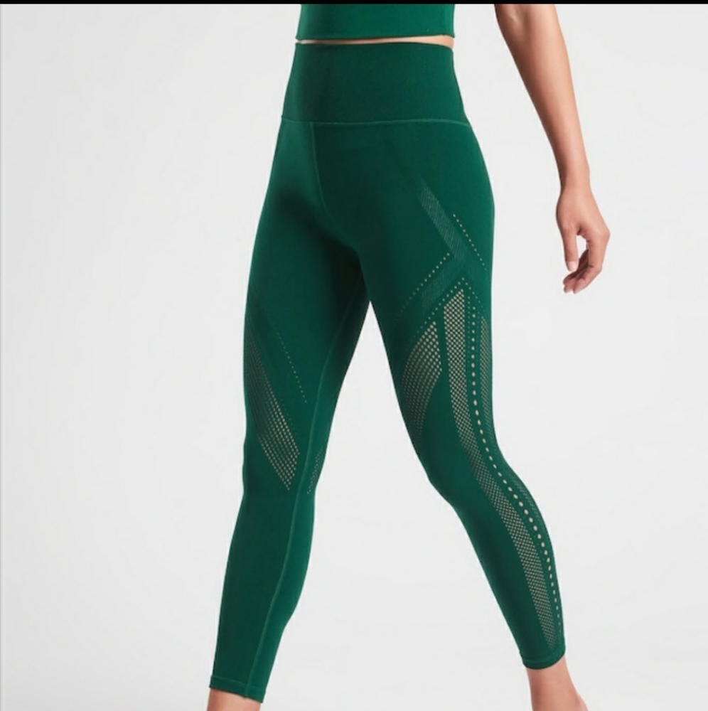 Athleta Pavana 7/8 Tight